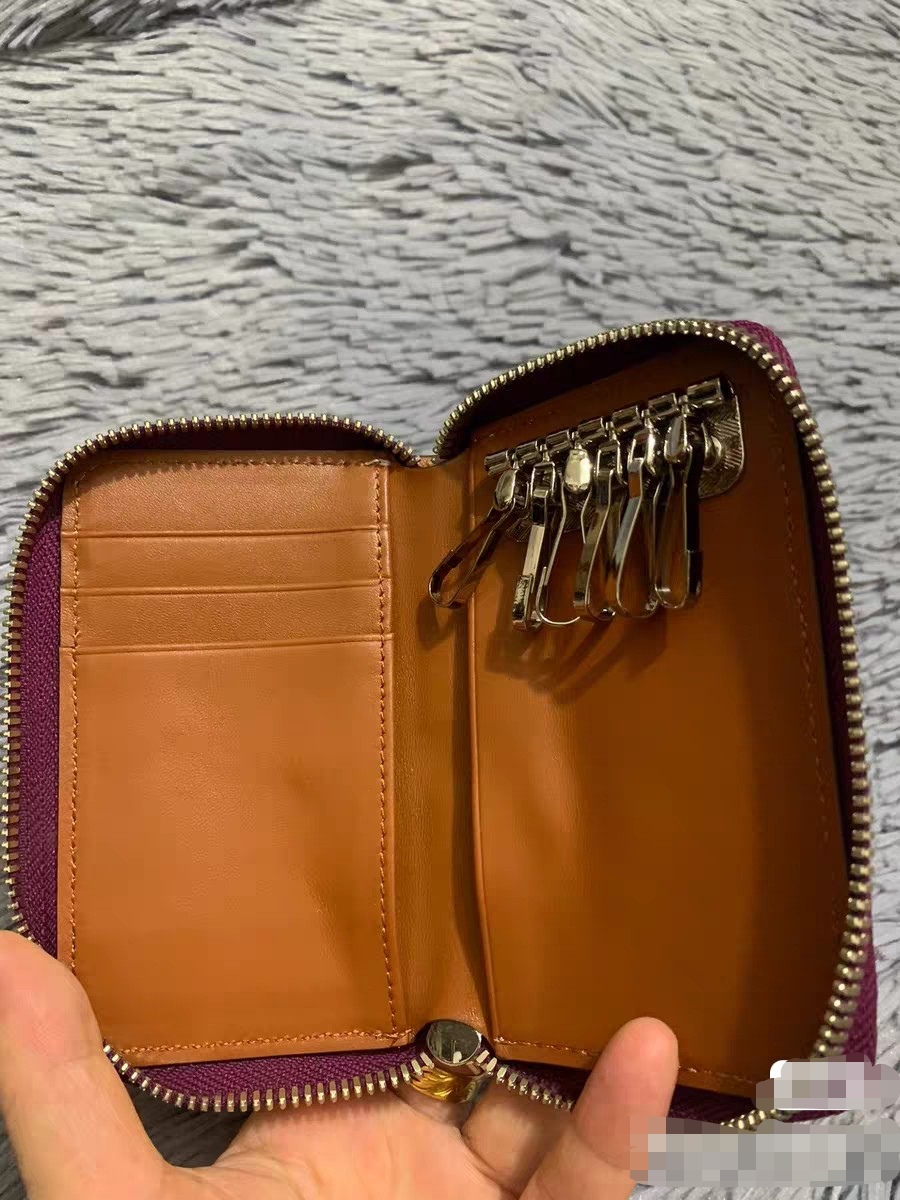 2026 New Crocodile Leather Lad - огляд і ціна Women Bags Lv