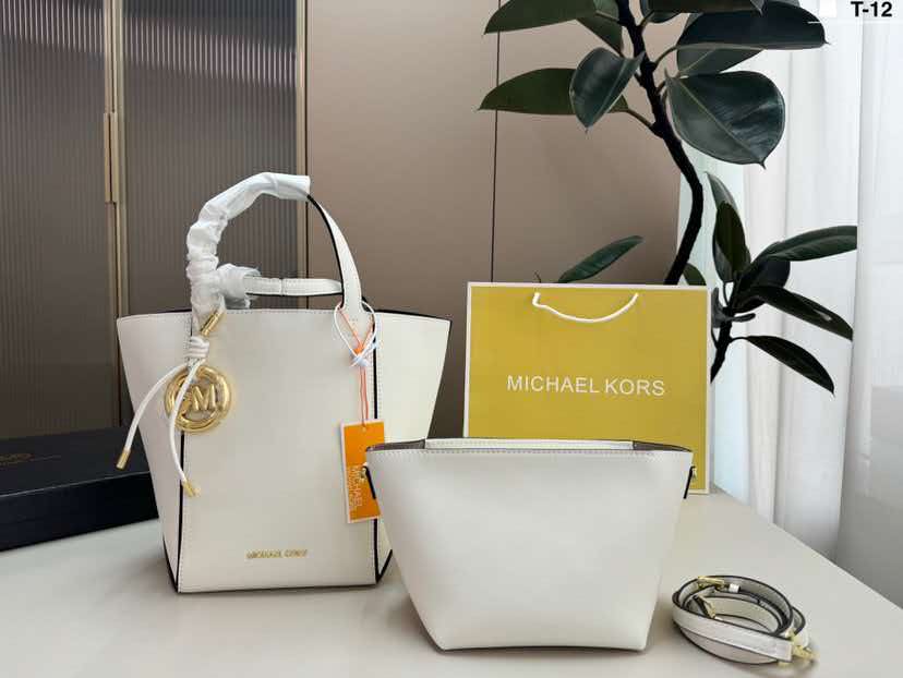 MICHAEL KORS/Michael Kors MK 2 - огляд і ціна Women Bags Discount