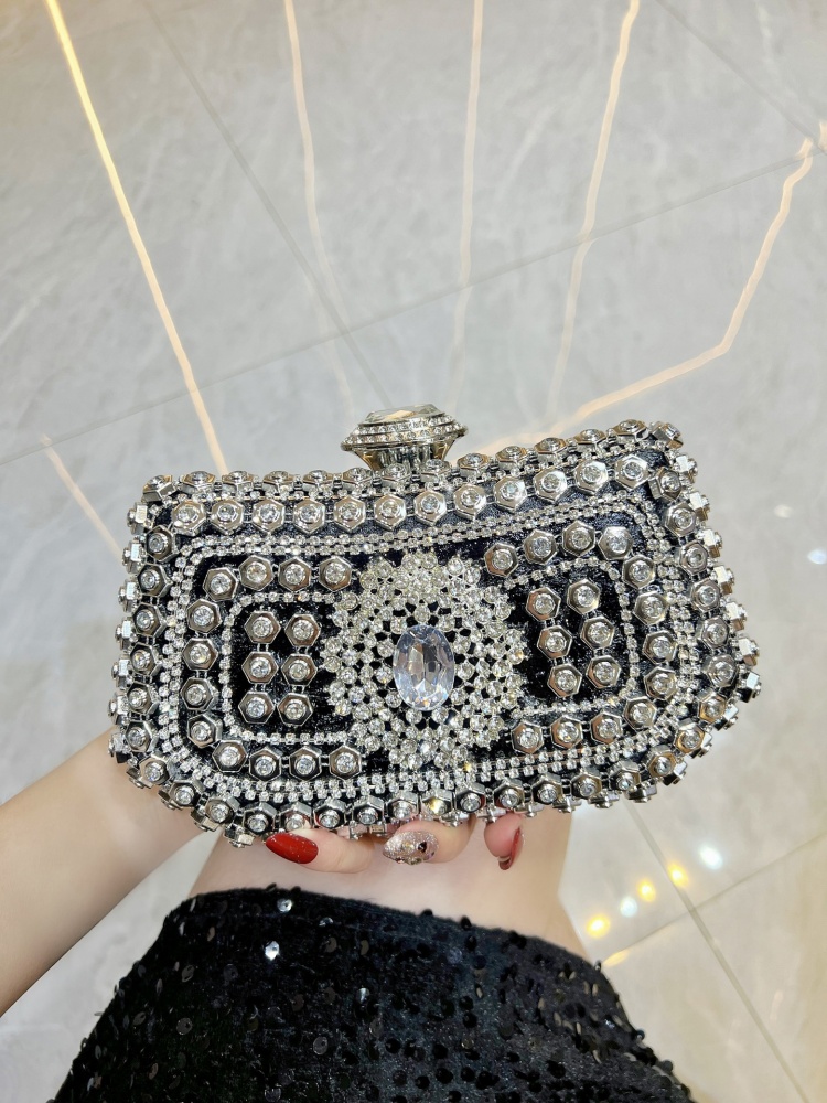 New Sparkling Rhinestones Hand - огляд і ціна Mini Purse Chain