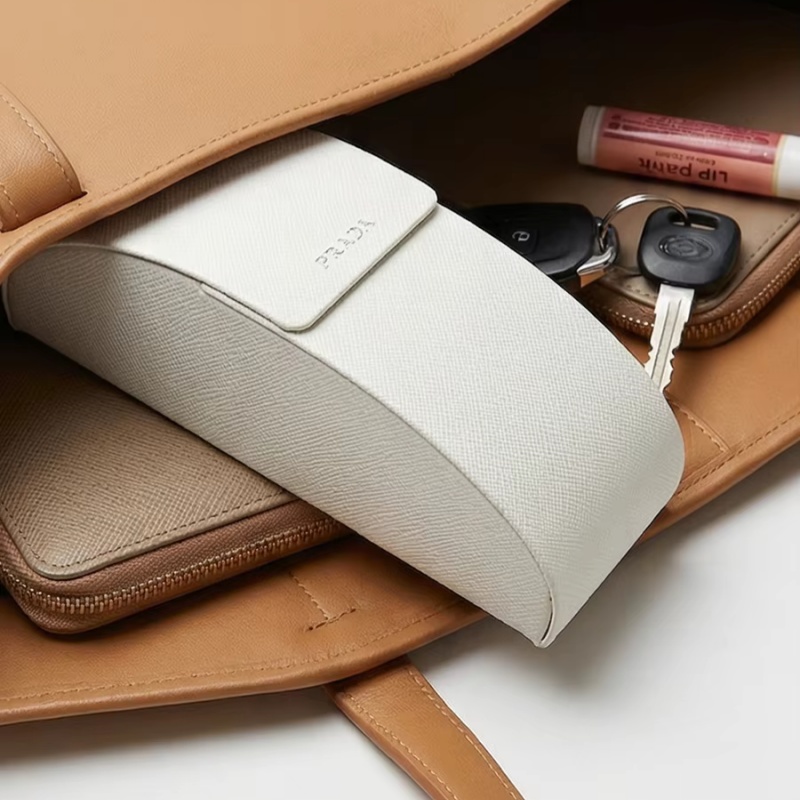 Prada Luxury Fashion Textured  - огляд і ціна Women Bags Prada