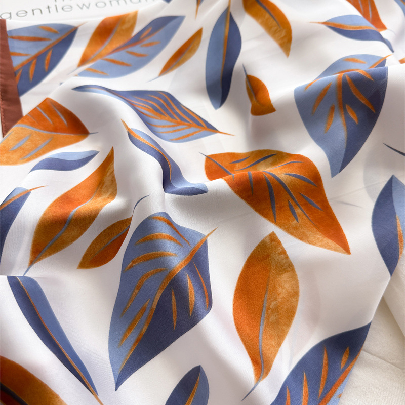 Luxury Brand Print 70cm Square - огляд і ціна Women Bags Online